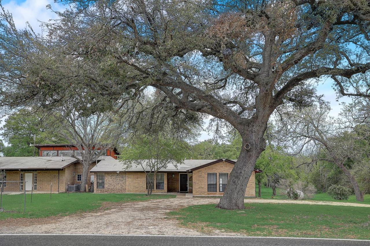 Dunlap Oasis Spacious 5Br 12Mi To Dt Austin Dış mekan fotoğraf